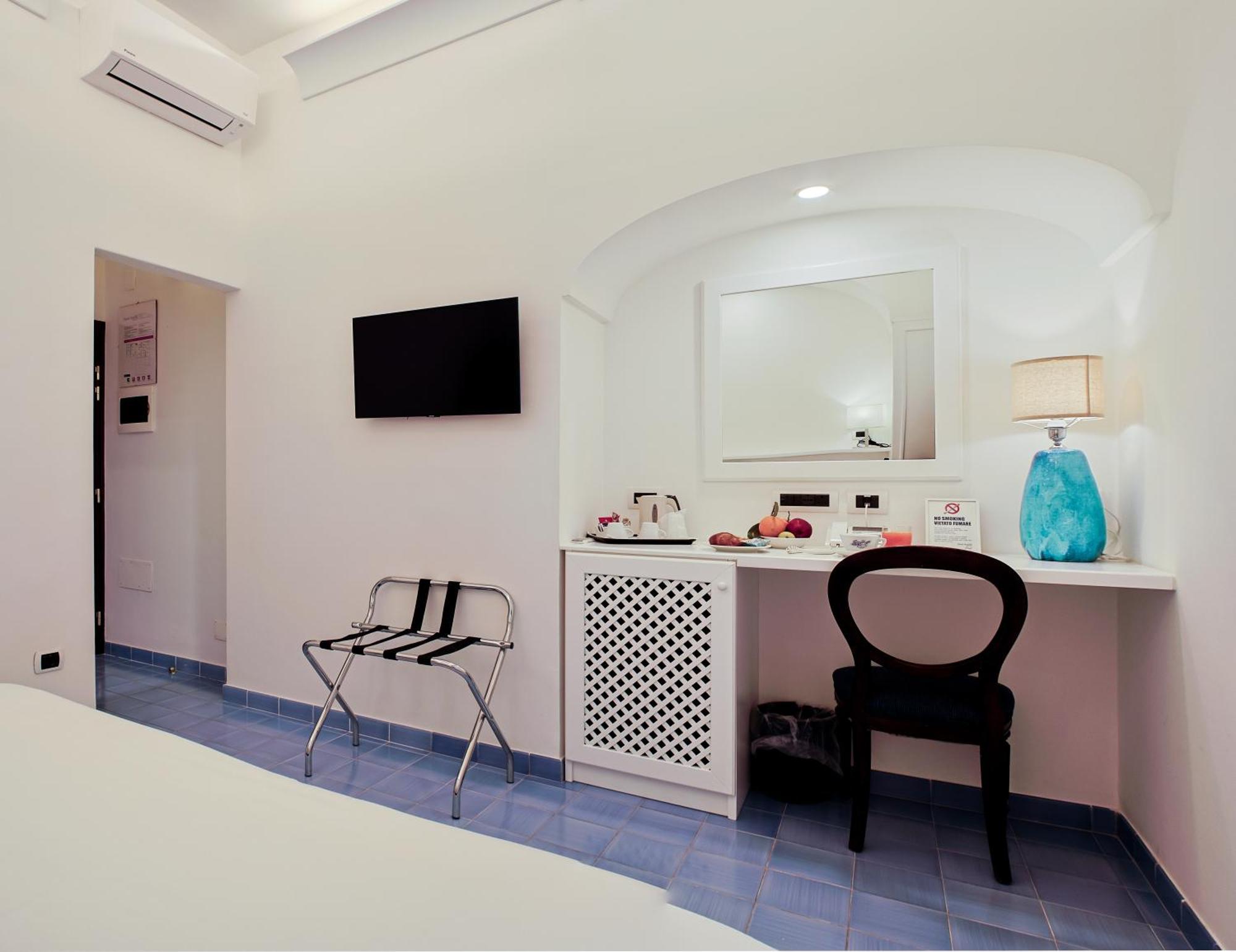 Hotel Aurora 4*